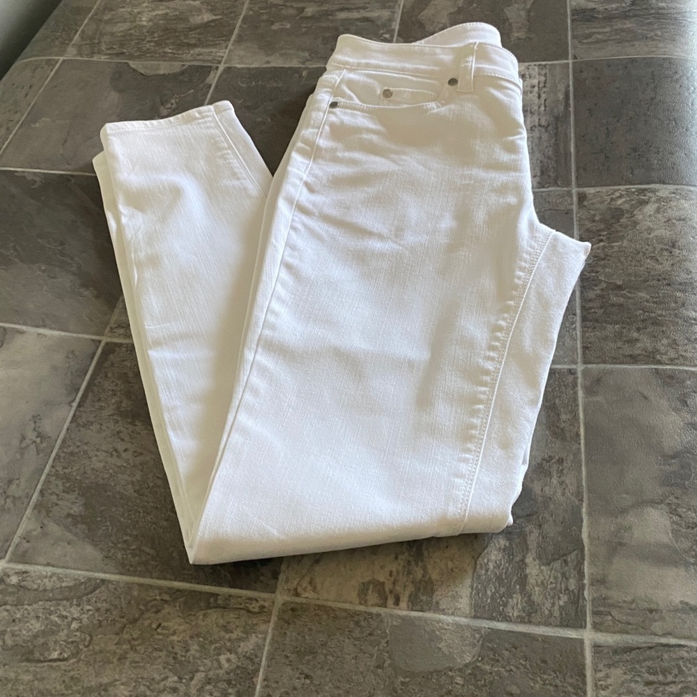 Two by Vince Camuto Skinny Stretch Womens Size 27/ 4 White Jeans, Pre Owned .
